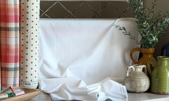 Art Gallery Fabrics — Pure Solids — Snow