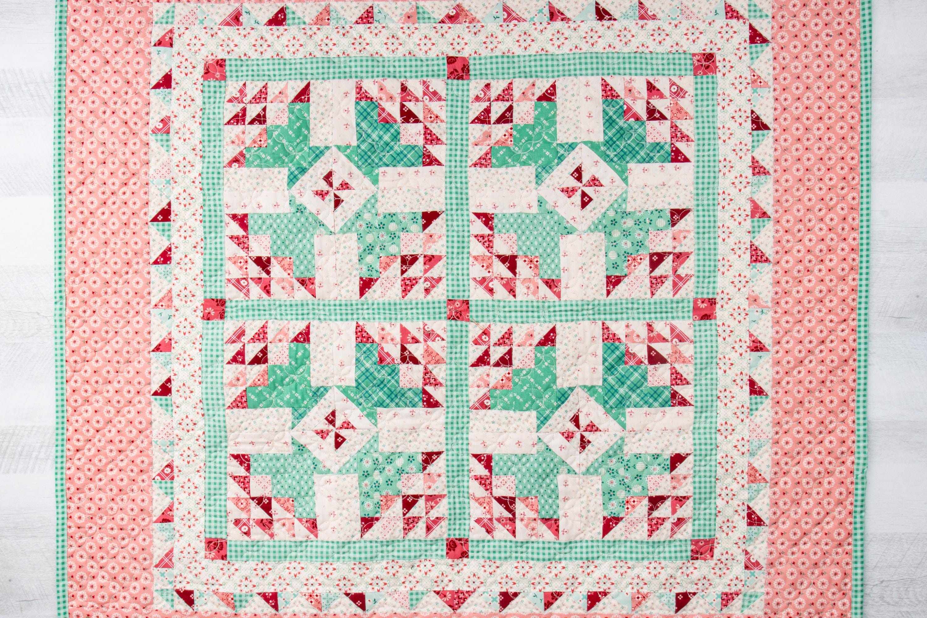 Lori Holt Berry & Sage Fat Quarter Bundle  21 Fat Quarters  Riley Blake Designs